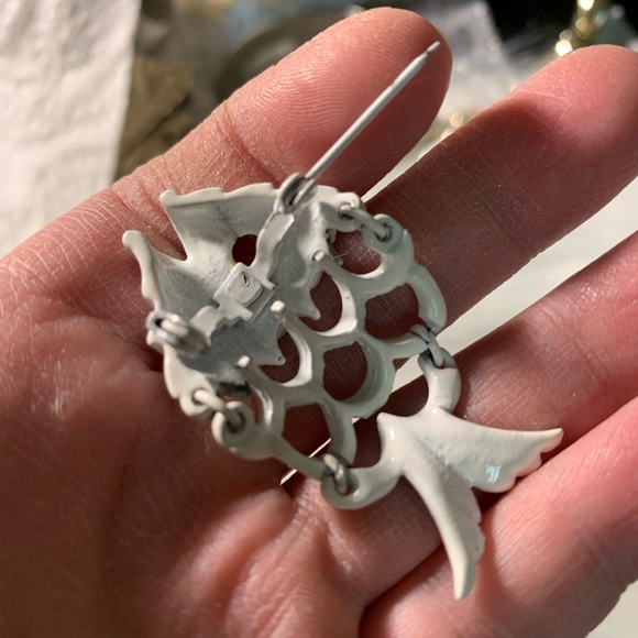 Vintage Moveable Fish Brooch - Picture 8 of 10